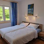Jurandvor Apartment *