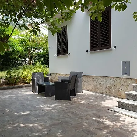 Apartment Jurandvor Baska (Krk)